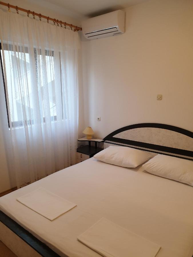 Triple Room Metajna 4120F Exteriér fotografie